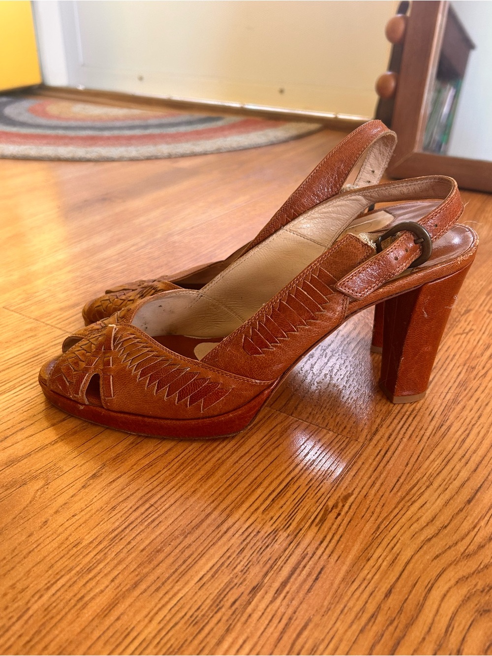 Vintage Cole Haan Women's Brown Leather Slingback Heels- made in Italy